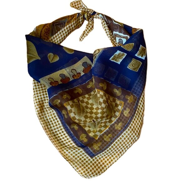 Whimsical vintage mushroom and forest square scarf - Picture 4 of 12